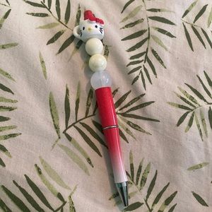 Beadable pen